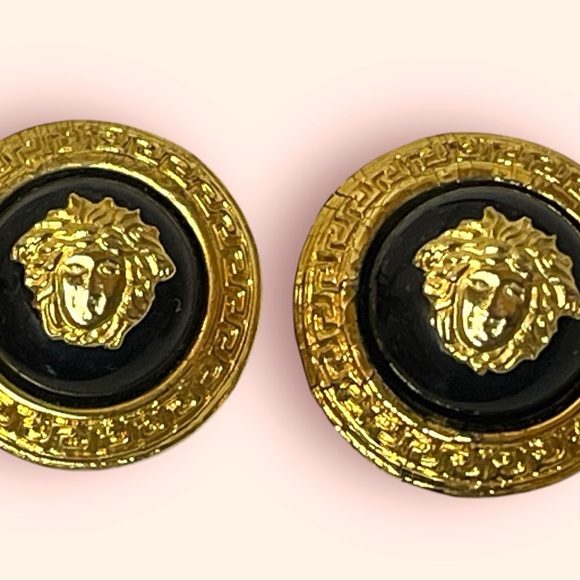 Gianni Versace Medusa Logo Vintage Clip On Earrings Black & Gold Tone - Picture 2 of 7